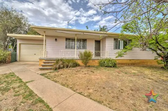 Main view of Homely house listing, 8 Woodhill Place, Tamworth NSW 2340