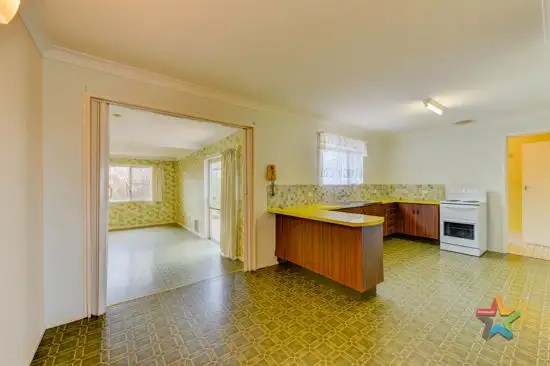 Second view of Homely house listing, 8 Woodhill Place, Tamworth NSW 2340
