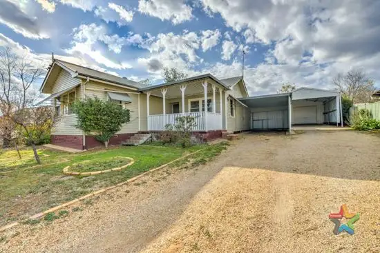 12 Patterson Street, Tamworth NSW 2340