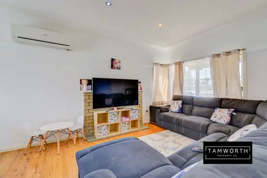 Third view of Homely house listing, 2 Willow Street, Tamworth NSW 2340