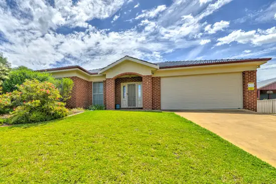 Main view of Homely villa listing, 1A Ventnor Drive, Tamworth NSW 2340