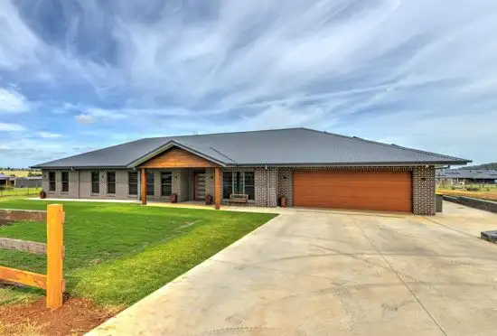 5 Benandarah Court, Tamworth NSW 2340