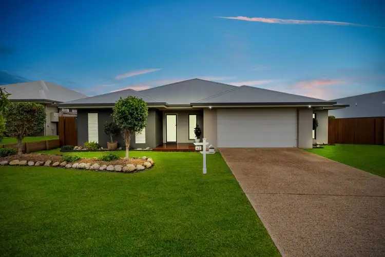 42 Springbrook Avenue, Redlynch QLD 4870