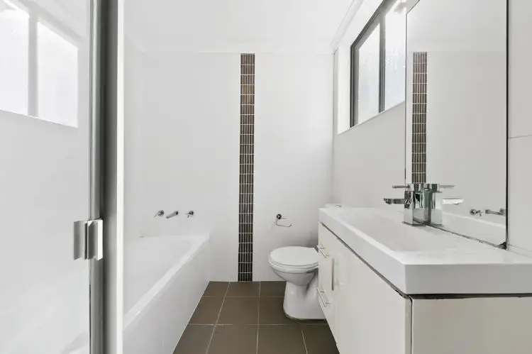 Sixth view of Homely unit listing, 3/77-79 Mountford Avenue, Guildford NSW 2161