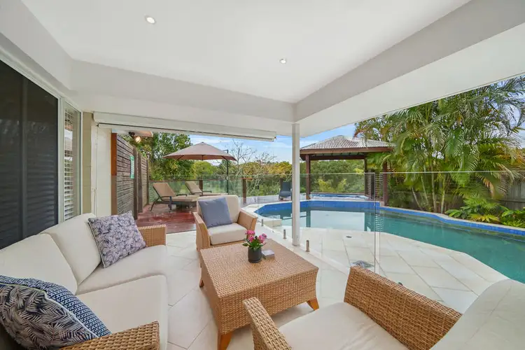 19 Turnberry Place, Carindale QLD 4152