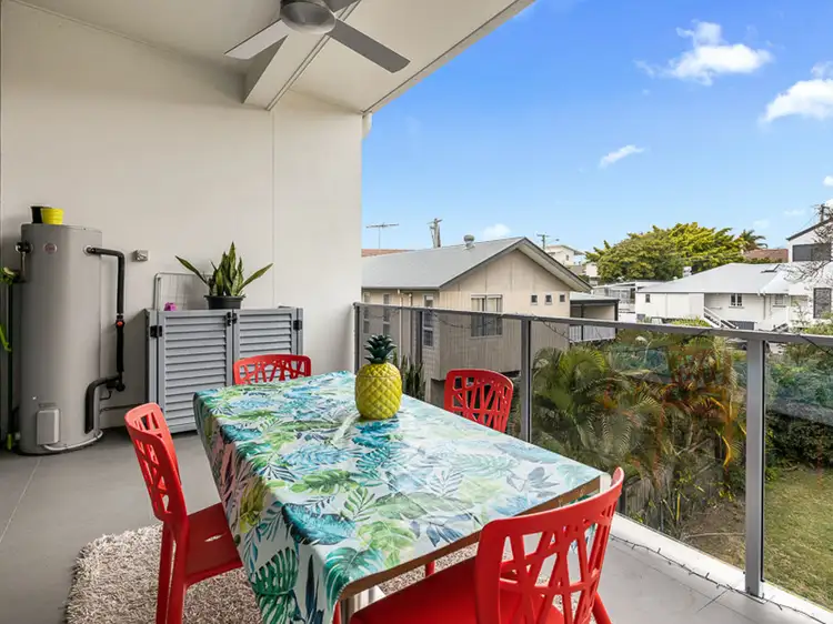 Third view of Homely unit listing, 18/15 Durham Street, Coorparoo QLD 4151