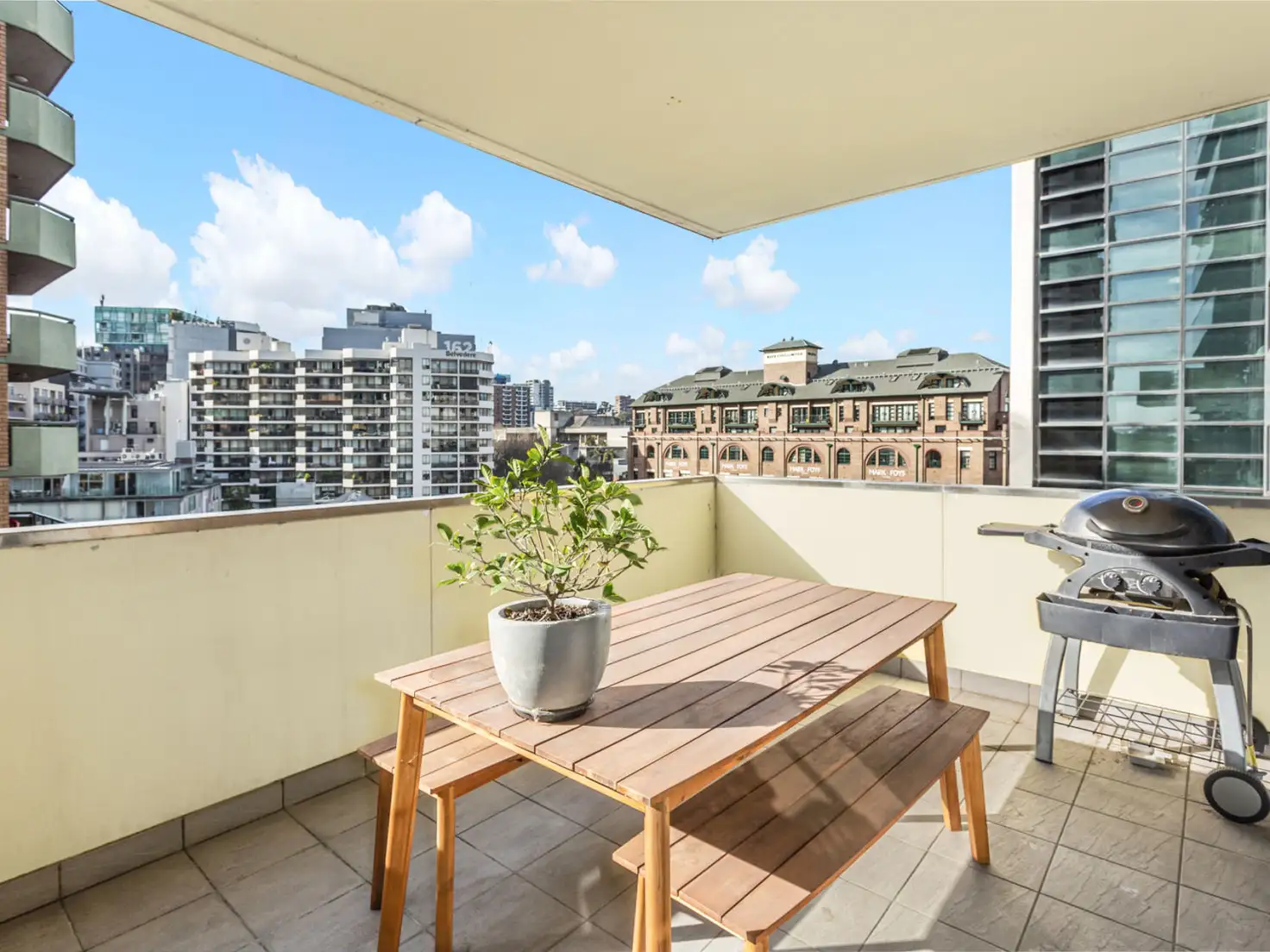 Main view of Homely apartment listing, 902/27-29 Commonwealth St, Sydney NSW 2000