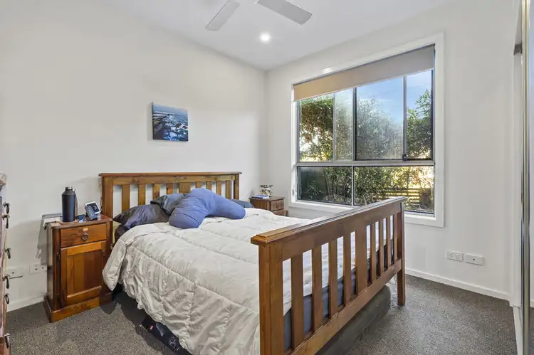 Fifth view of Homely unit listing, 1 / 19 Pickwick St, Cannon Hill QLD 4170