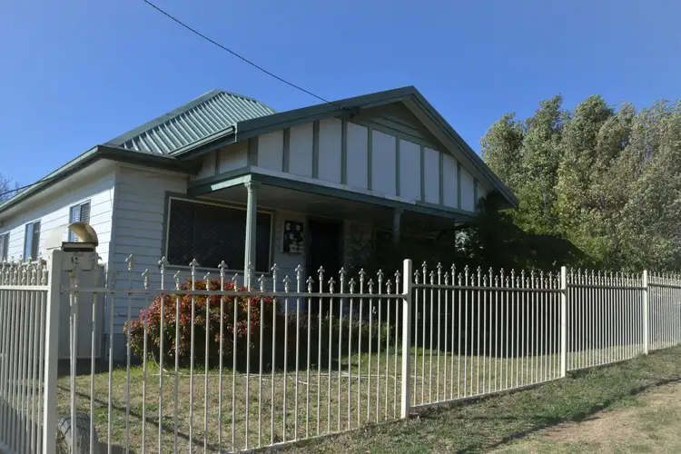 12 Torrington Street, Glen Innes NSW 2370