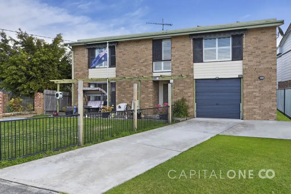 Main view of Homely house listing, 4 Clare Crescent, Berkeley Vale NSW 2261