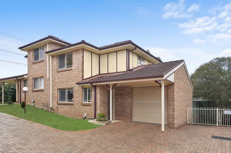 Main view of Homely townhouse listing, 9/98-100 Metella Road, Toongabbie NSW 2146