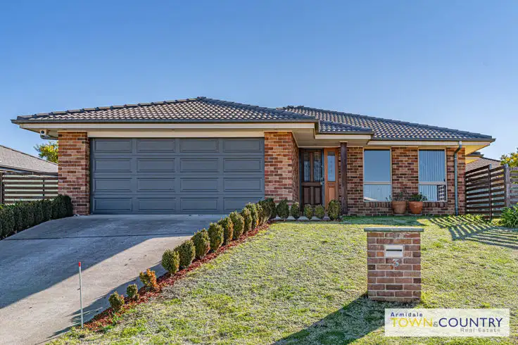 3 Hardman Close, Armidale NSW 2350