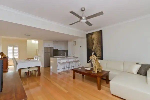 50/5 Hill Street, Rainbow Bay QLD 4225