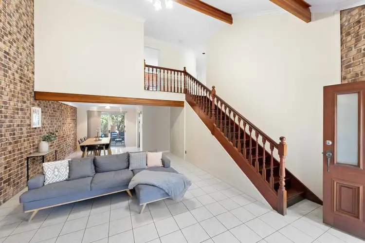 2/34 Key Street, Morningside QLD 4170