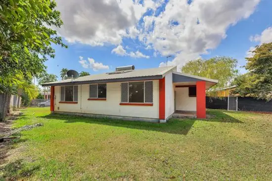 13 Moreton Place, Karama NT 812
