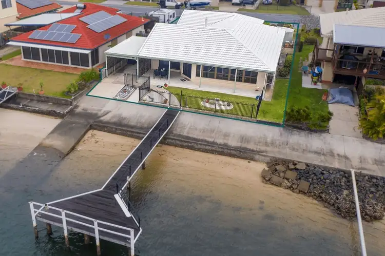 28 Esplanade, Jacobs Well QLD 4208