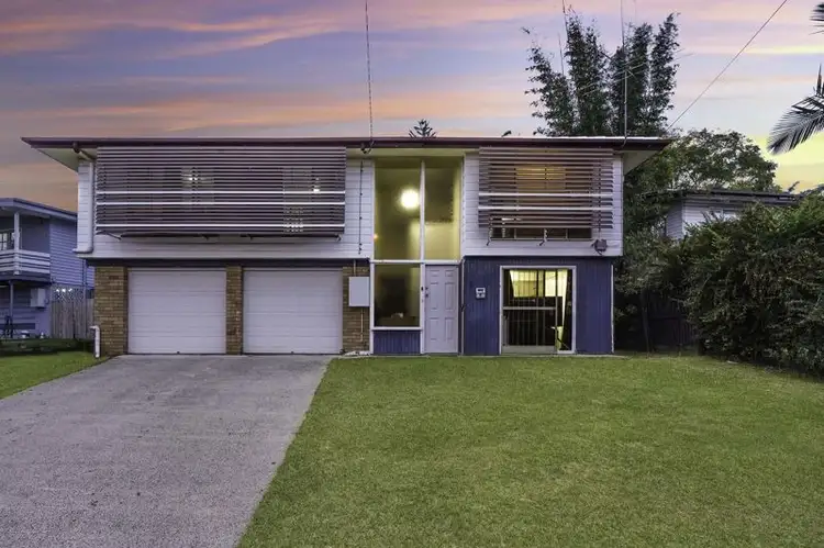 8 Ferny Way, Ferny Hills QLD 4055