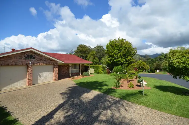 1 Sandpiper Crescent, Boambee East NSW 2452