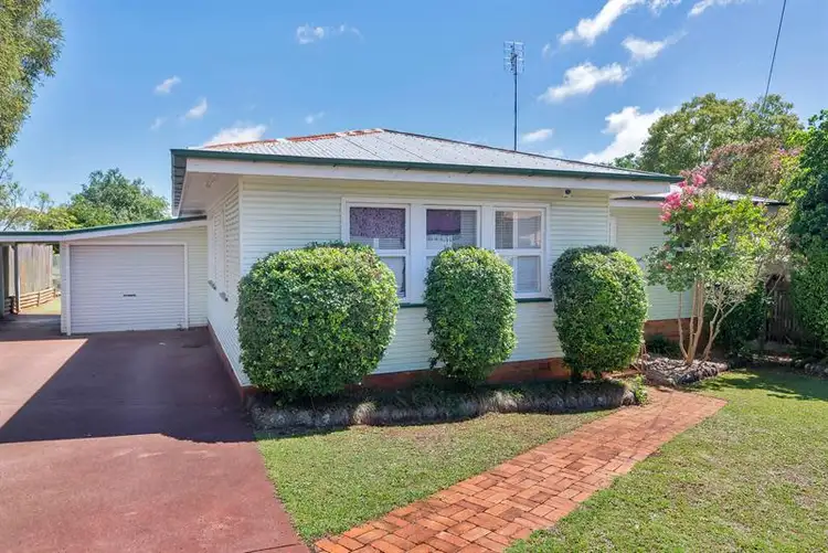 21 Cranley  St, South Toowoomba QLD 4350
