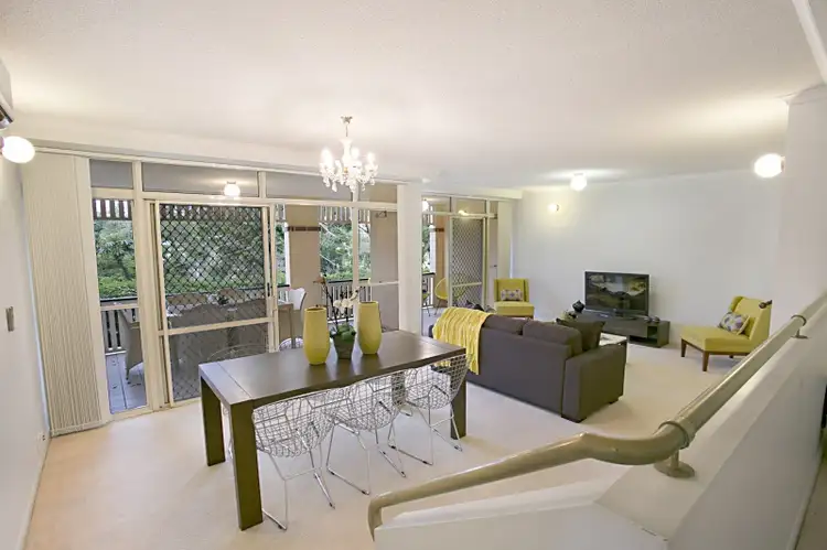 3/12 Bellevue Parade, Taringa QLD 4068