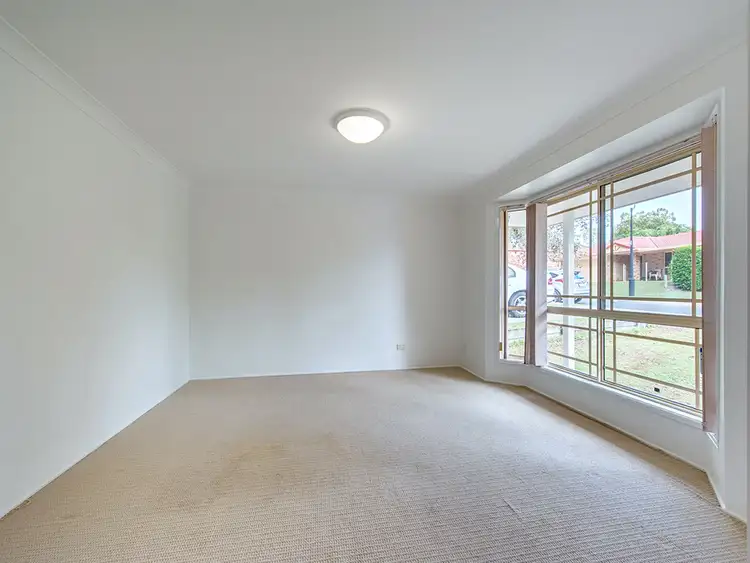 7 Teasel Cr, Forest Lake QLD 4078