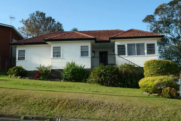 23 Arthur Drive, Wyong NSW 2259