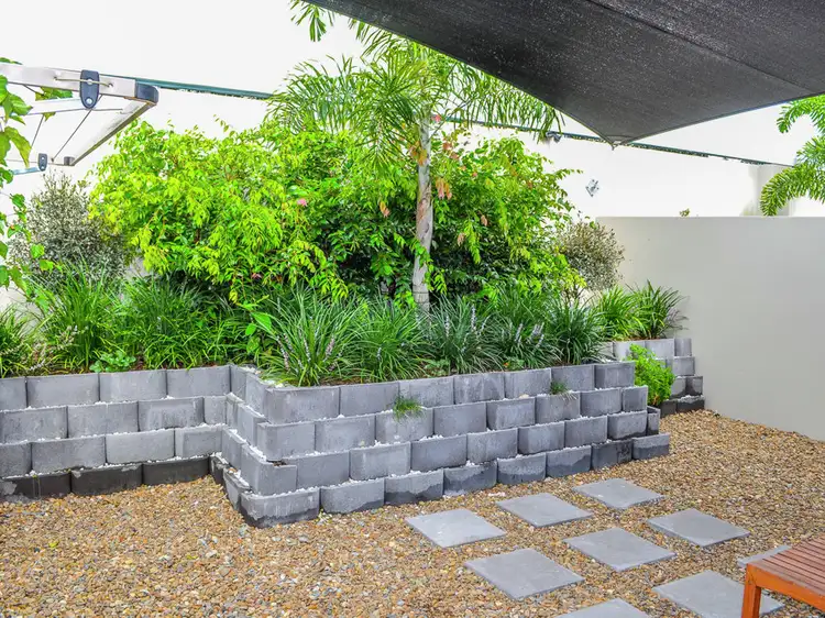 Fourth view of Homely semi-detached listing, 1/4 King Street, Southport QLD 4215