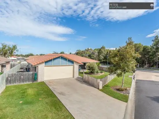 11 Biggera Court, Sandstone Point QLD 4511