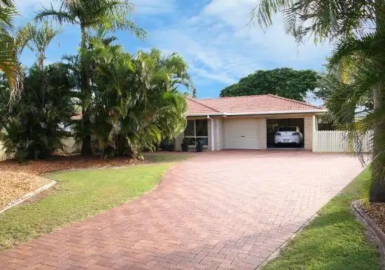 9 Rialto Crt, Urangan QLD 4655