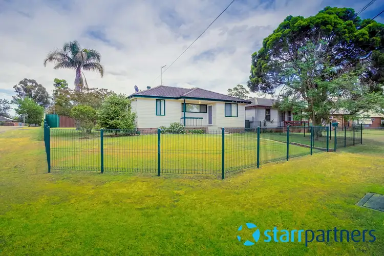 48 Lingayen Avenue, Lethbridge Park NSW 2770