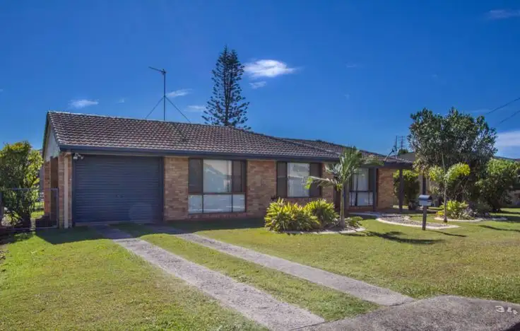 34 Wonga Street, Scarness QLD 4655