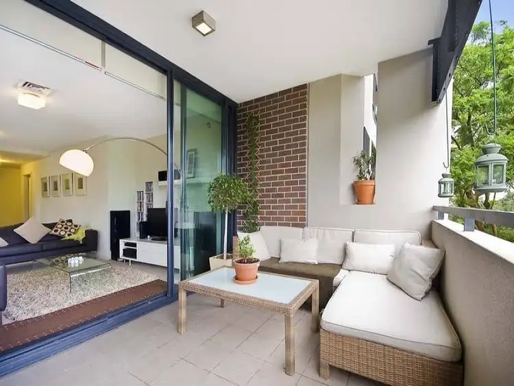 Third view of Homely apartment listing, 27/2 Marshall, Warrawee NSW 2074