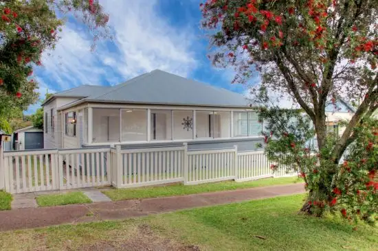 4 Gregson Av, Mayfield West NSW 2304