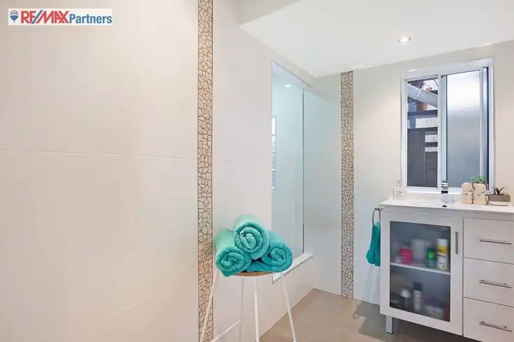 Fifth view of Homely house listing, 10 Seaview Court, Dundowran QLD 4655