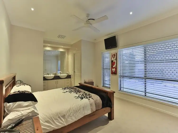Fifth view of Homely house listing, 2 Cockatoo Court, Highfields QLD 4352
