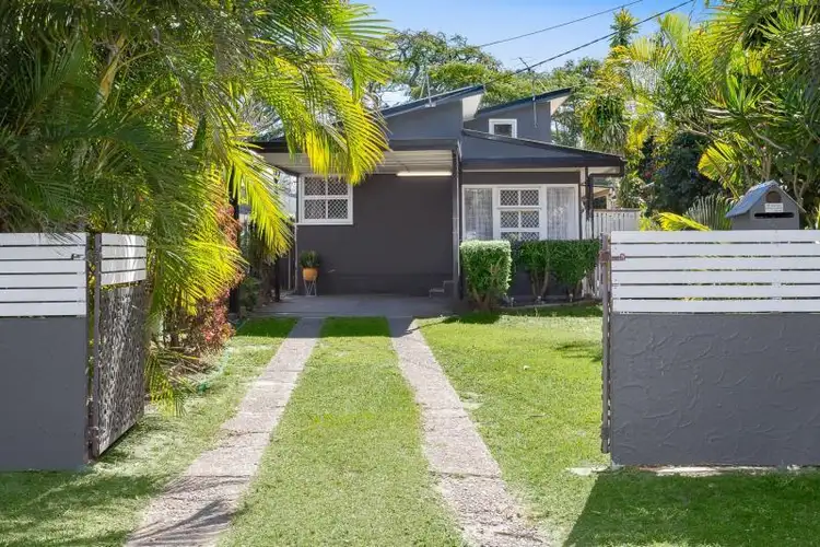 52 Eversleigh Road, Scarborough QLD 4020