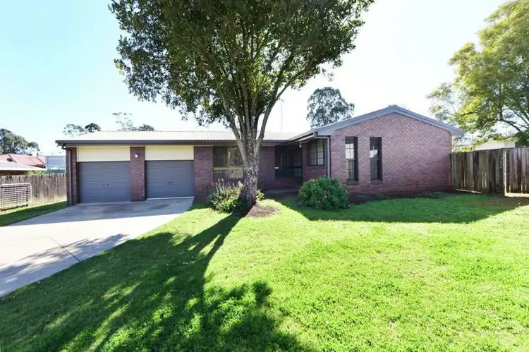 2 Christopher Court, Harristown QLD 4350