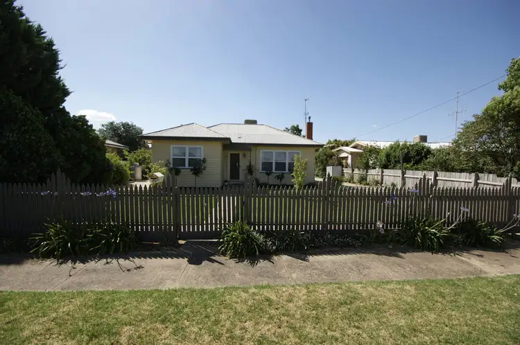 99 Hunter St, Deniliquin NSW 2710