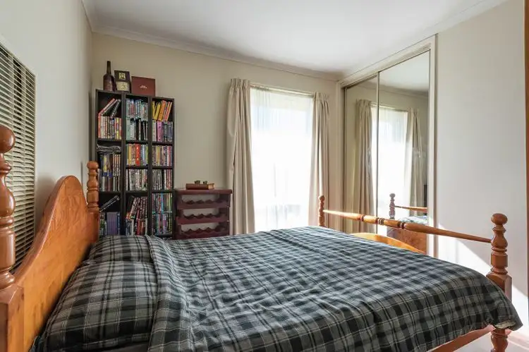 Fifth view of Homely house listing, 11 Dotterel Close, Doveton VIC 3177
