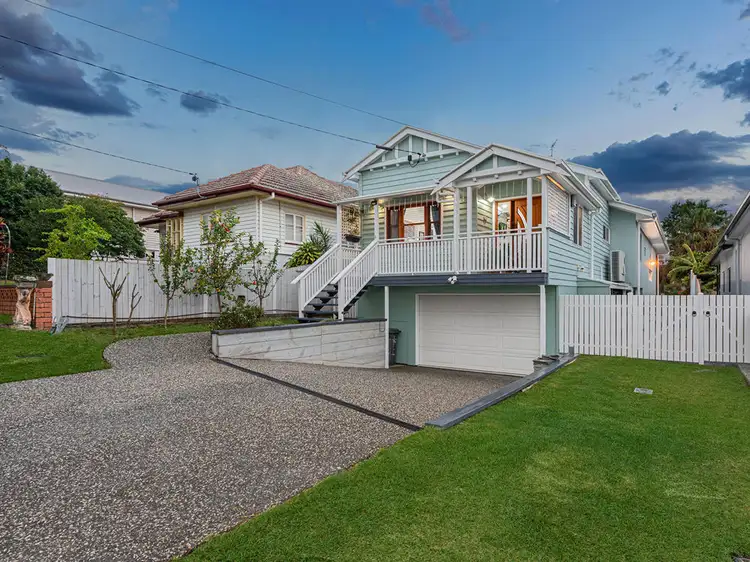 14 Manin Street, Wynnum QLD 4178