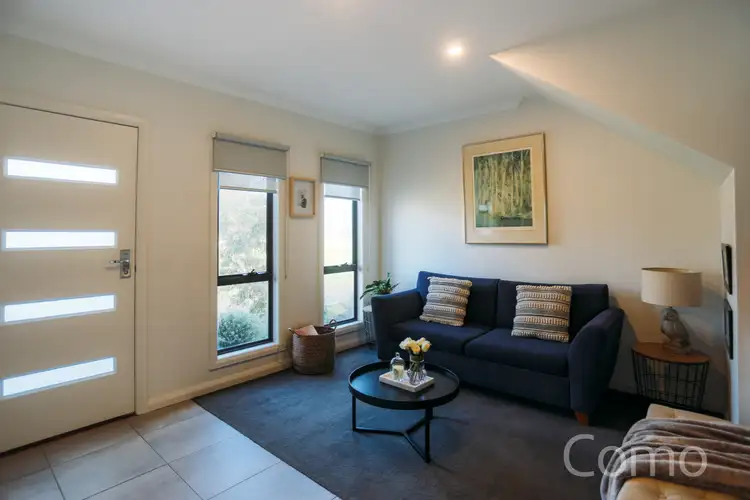 36 The Lakes Boulevard, South Morang VIC 3752