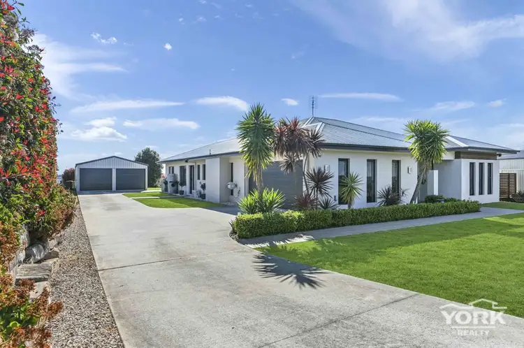 21 Cole Drive, Highfields QLD 4352
