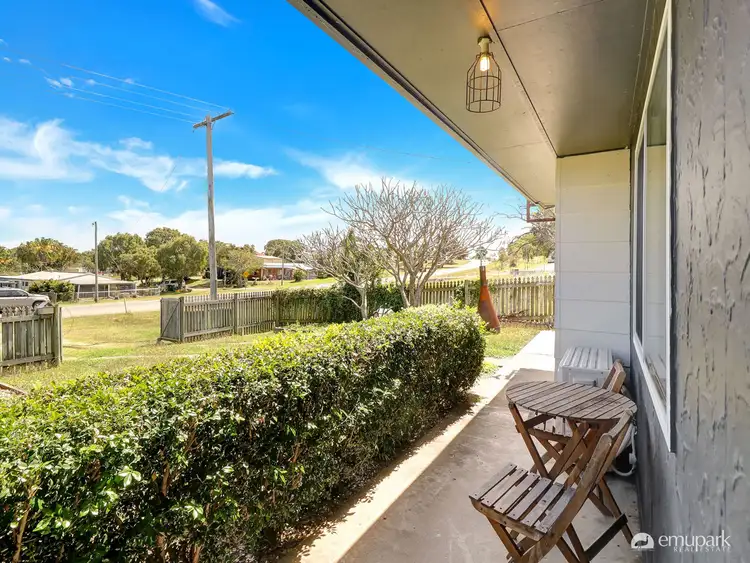 25 Nelson, Emu Park QLD 4710