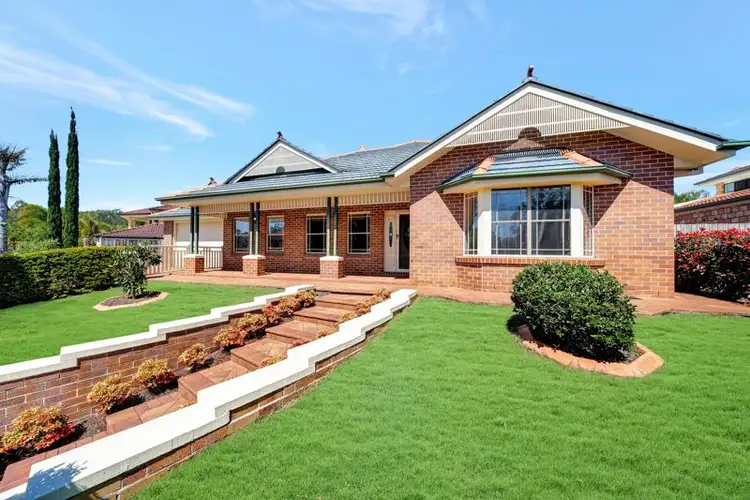 56 Lake Eyre Crescent, Parkinson QLD 4115