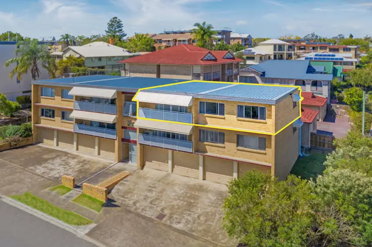 4 / 8 Noela Street, Coorparoo QLD 4151