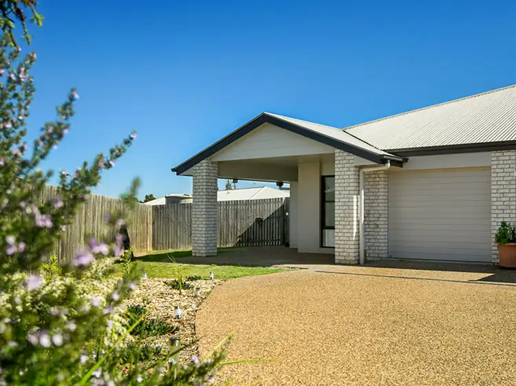 1/16 Esmeralda Street, Cambooya QLD 4358