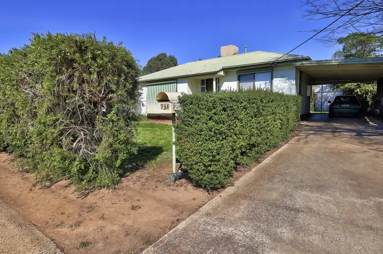 254 Henry Street, Deniliquin NSW 2710