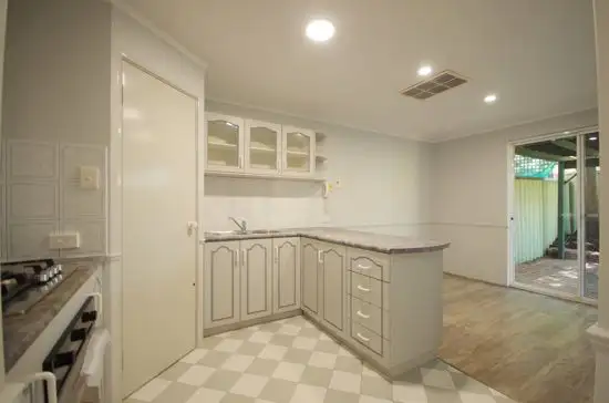 6/8 Hubert Road