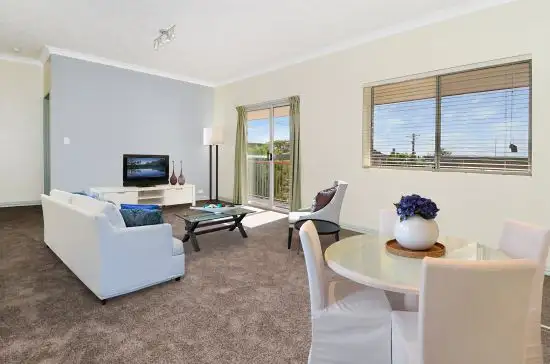 Main view of Homely unit listing, 5/282 Cavendish Road, Coorparoo QLD 4151