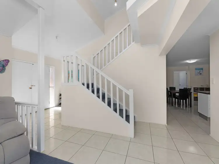 Third view of Homely house listing, 7 Helmsley Court, Yamanto QLD 4305